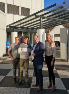 Lex Hoefsloot, ceo van Lightyear en Joost Baan, Associate Partner van Heiwegen Consultancy. 